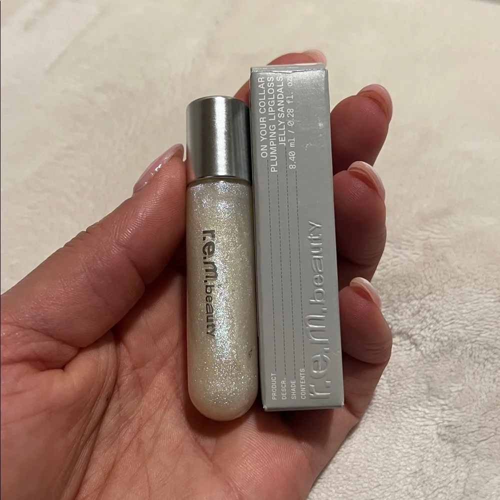 R.E.M. Beauty On Your Collar Plumping Lipgloss- Jelly Sandals